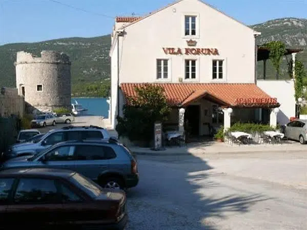 Guest house Koruna - Mali 4*